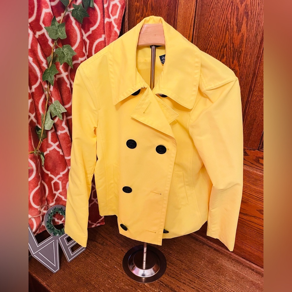 Yellow Double-Breasted Women's Jacket